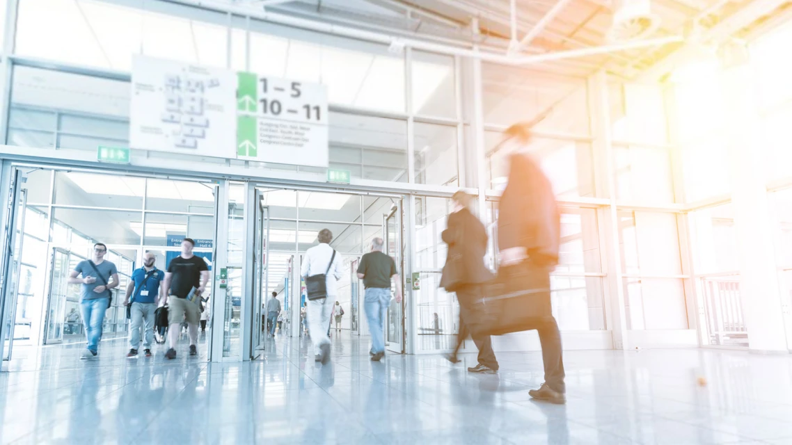 Exposiciones, ferias, eventos y webinars