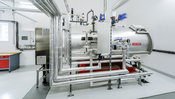 Компания Bosch Industrial Heat также представит на своем стенде электрический паровой котел ELSB – полностью электрический и углеродно-нейтральный благодаря экологичной электроэнергии.