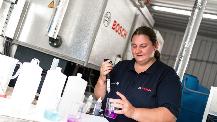 Bosch, expertos en la química del agua Bosch, expertos en la química del agua