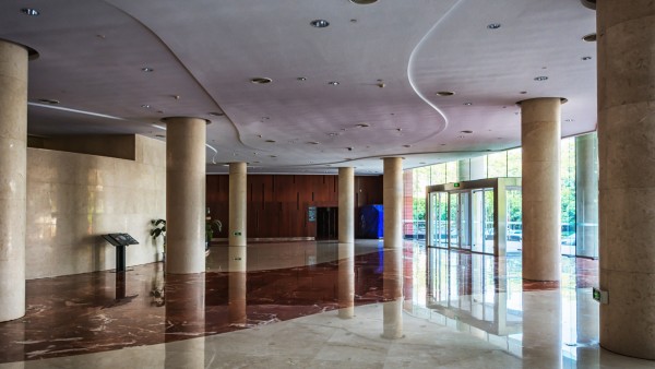 Edificios e instalaciones públicas